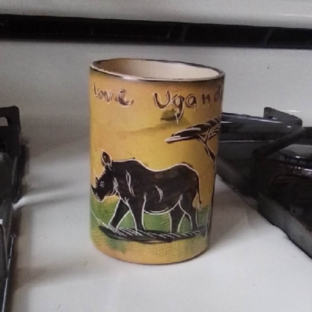 Handcrafted Rhino Art Vase - Yellow and Green